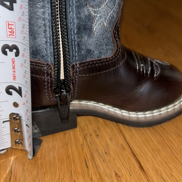 Old West luxury, finest genuine leather cowboy boots, size 4 - Picture 11 of 14